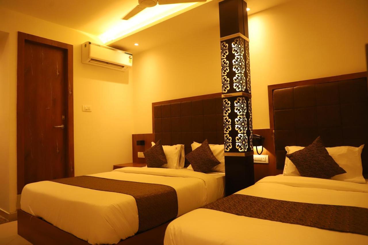 Hotel Sai Pritam Mumbai Dış mekan fotoğraf